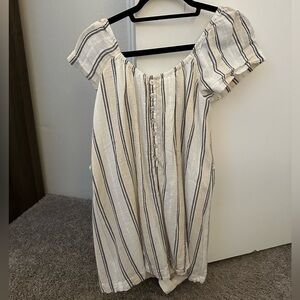 Flowy romper, size small American eagle